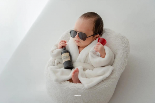 代怀包生男孩机构两个月宝宝脐疝怎么办